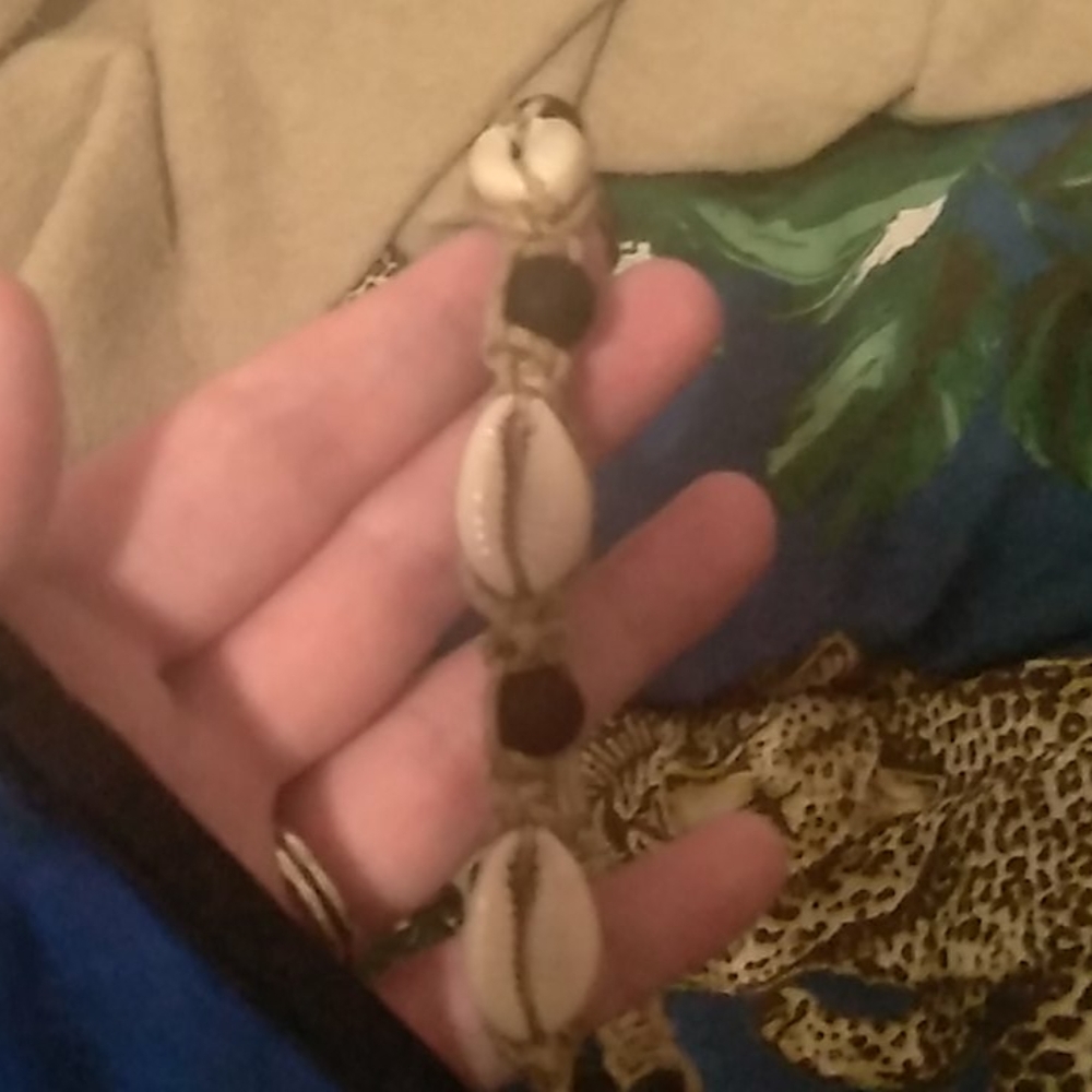 Chocker - Picture 2 of 2
